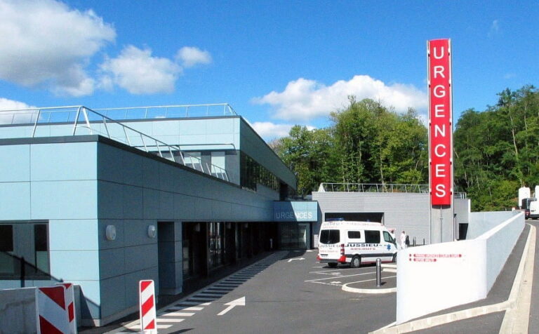 6 Service d'accueil des urgences, Samu Smur et réanimation du CH de Versailles