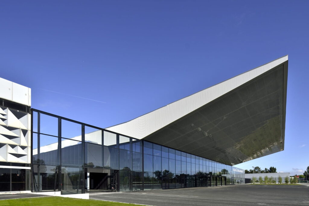 6 Hall d'exposition et de congrès à Bordeaux